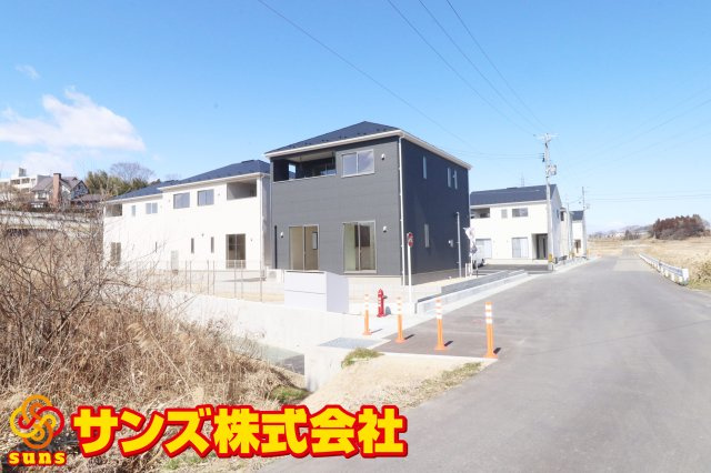 二本松市油井字無地ノ内　　　９号棟　　　油井小学校、安達中学区の外観|南東側から見た区画全体♪