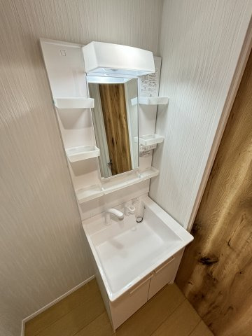 【独立洗面台】