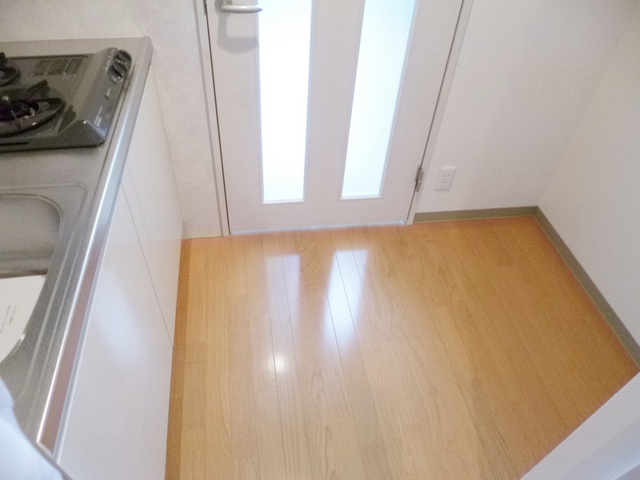 ヒルズ飛鳥山のキッチン|キッチン周り広いです！