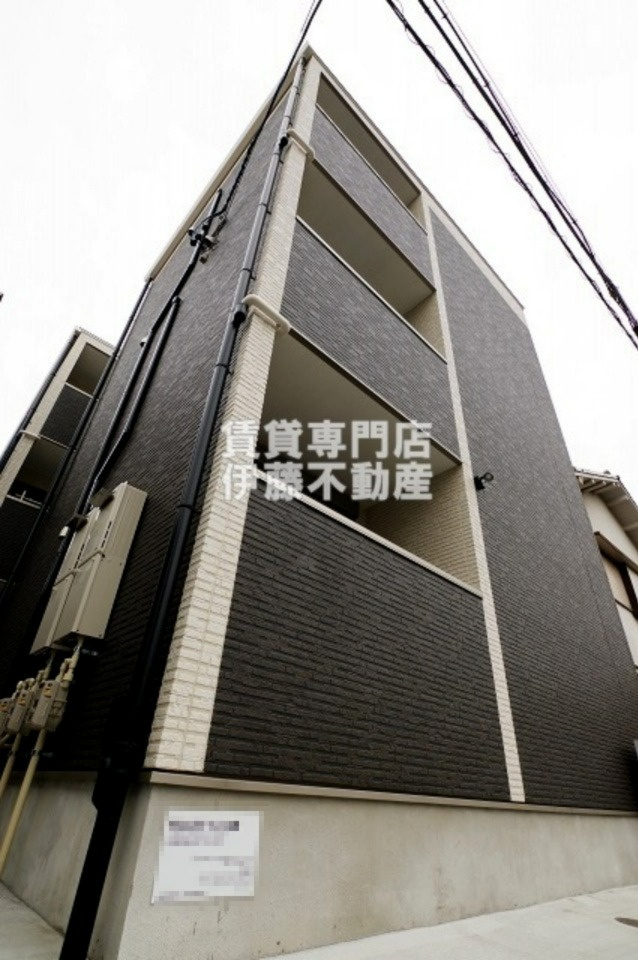 REGALEST-KLC名西の外観