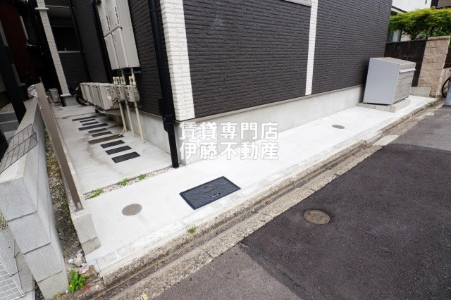 REGALEST-KLC名西の駐車場|駐輪スペース　※駐車場設備無し（近隣月極駐車場をお探し致します）