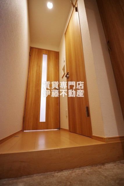 REGALEST-KLC名西の玄関