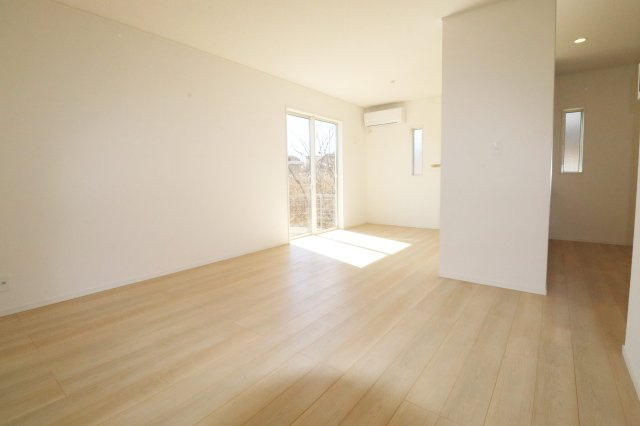 二本松市油井字無地ノ内　　　１０号棟　　　油井小学校、安達中学区の居間・リビング|※同社施工例