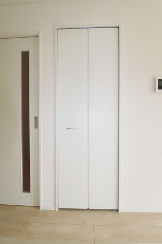 二本松市油井字無地ノ内　　　１０号棟　　　油井小学校、安達中学区のトイレ|※同社施工例