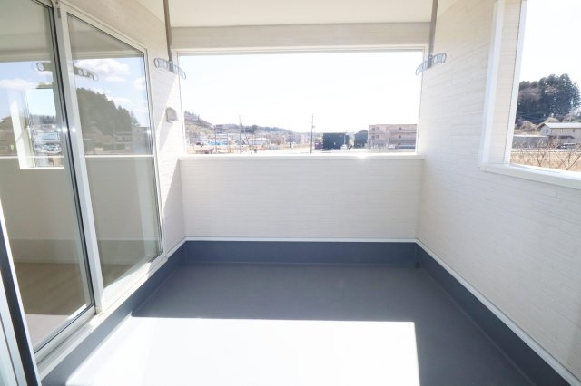 二本松市油井字無地ノ内　　　１０号棟　　　油井小学校、安達中学区の洋室|※同社施工例