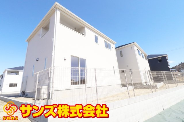 二本松市油井字無地ノ内　　　１０号棟　　　油井小学校、安達中学区の外観|南西側から見た外観