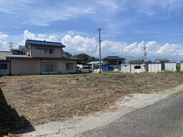 島内　売土地の外観