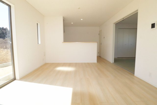 二本松市油井字無地ノ内　　　１１号棟　　　油井小学校、安達中学区の外観|北東側から見た区画全体