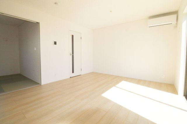 二本松市油井字無地ノ内　　　１１号棟　　　油井小学校、安達中学区の居間・リビング|※同社施工例