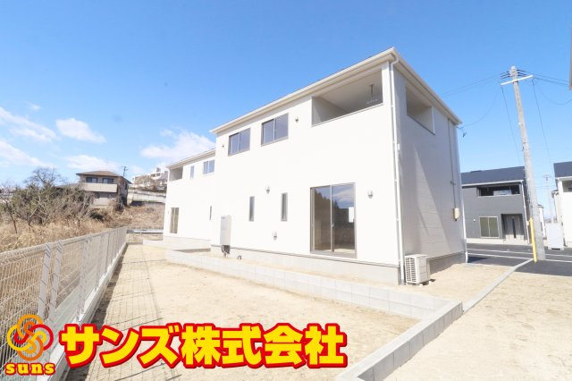 二本松市油井字無地ノ内　　　１１号棟　　　油井小学校、安達中学区の外観|南東側から見た外観