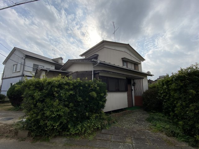 横芝光町横芝貸家の外観