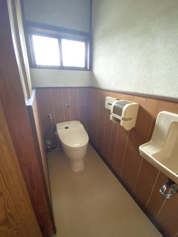 横芝光町横芝貸家のトイレ