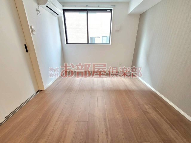 Leaf津福駅南の居間・リビング|こちらのリビングで趣味の時間をお楽しみください