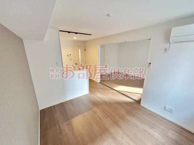 Leaf津福駅南の居間・リビング|おしゃれな居間です