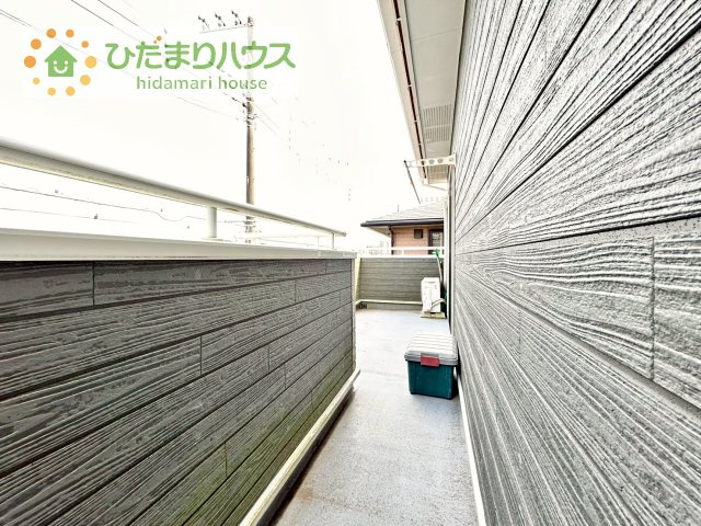 【バルコニー】 | つくばみらい市紫峰ヶ丘4丁目　中古戸建 | あたたかな光が差し込む、南向きのバルコニー(#^^#)