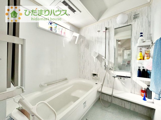 【浴室】 | つくばみらい市紫峰ヶ丘4丁目　中古戸建 | 大人が足を伸ばしても十分な広さ！一人でゆっくりくつろぐ時間も大切です！