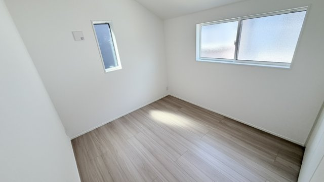 【洋室】 | 伊勢原市高森　全３棟　新築住宅