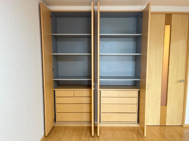 ヴァインベルク　　刈谷市近郊の賃貸はクラスホームの収納|収納