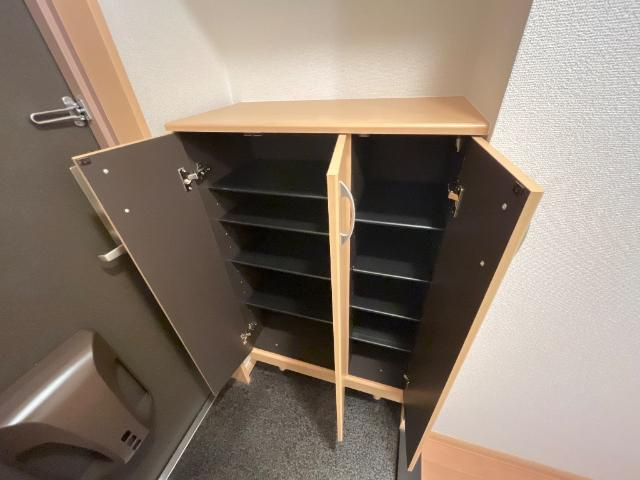 ヴァインベルク　　刈谷市近郊の賃貸はクラスホームの収納|収納