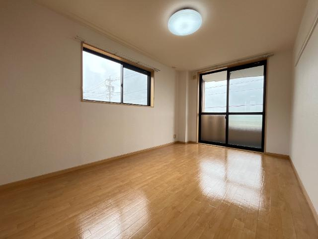 ヴァインベルク　　刈谷市近郊の賃貸はクラスホームの居間・リビング|室内