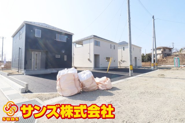 二本松市油井字無地ノ内　　　１２号棟　　　油井小学校、安達中学区の収納|リビング収納　※同社施工例