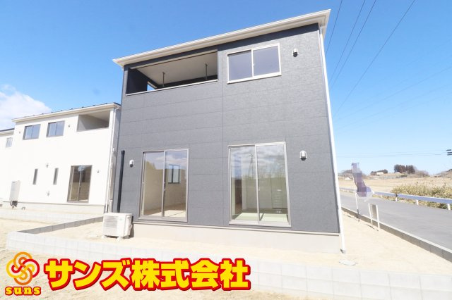 二本松市油井字無地ノ内　　　１２号棟　　　油井小学校、安達中学区の外観|南側から見た外観♪