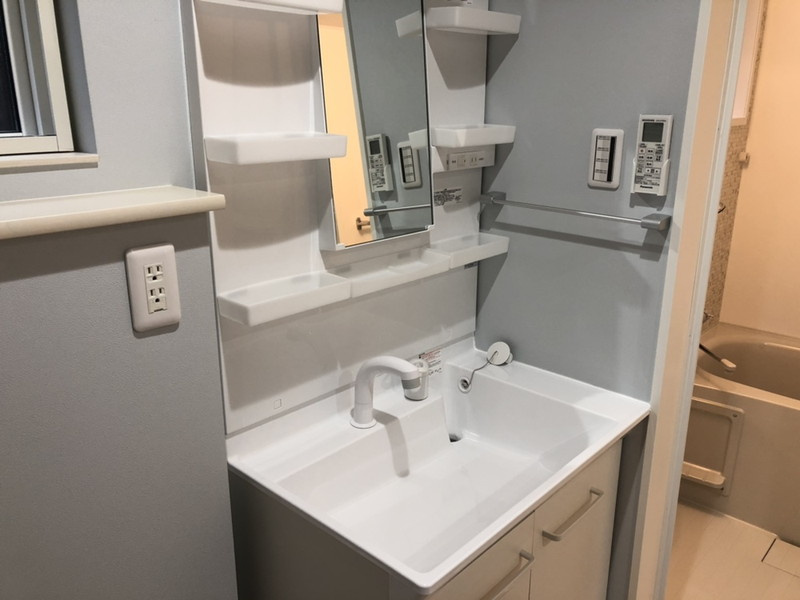 Ｄ－ＢＯＸ大町の洗面所