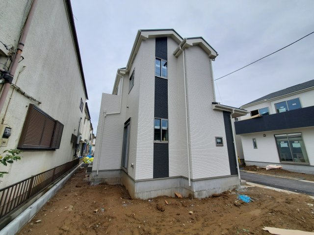 三郷市　戸ケ崎5丁目　新築戸建　全9棟