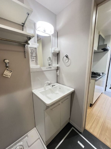 練馬区春日町６丁目のアパートの洗面所