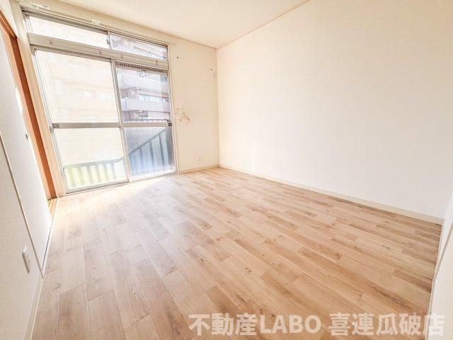 ガーデンハイツナカムラの居間・リビング