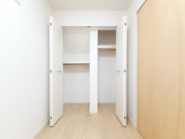 グレースコートＡの収納