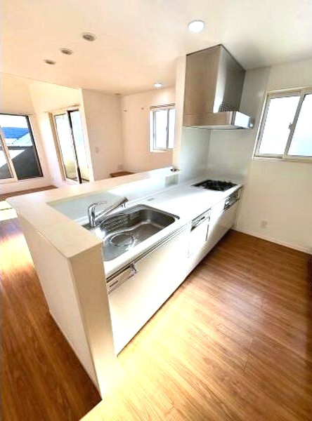 長久手市東浦戸建のキッチン