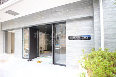 【エントランス】 | サムティ夕凪LUKSUS | 清潔なエントランスです