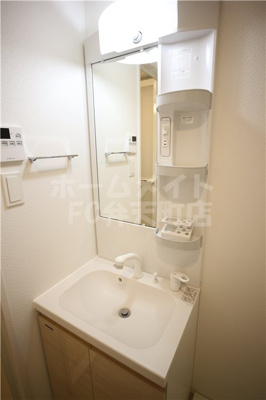 【洗面所】 | サムティ夕凪LUKSUS | スペースが確保できる洗面所です