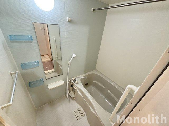 クリスタルブライトの浴室