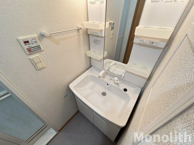 クリスタルブライトの洗面所