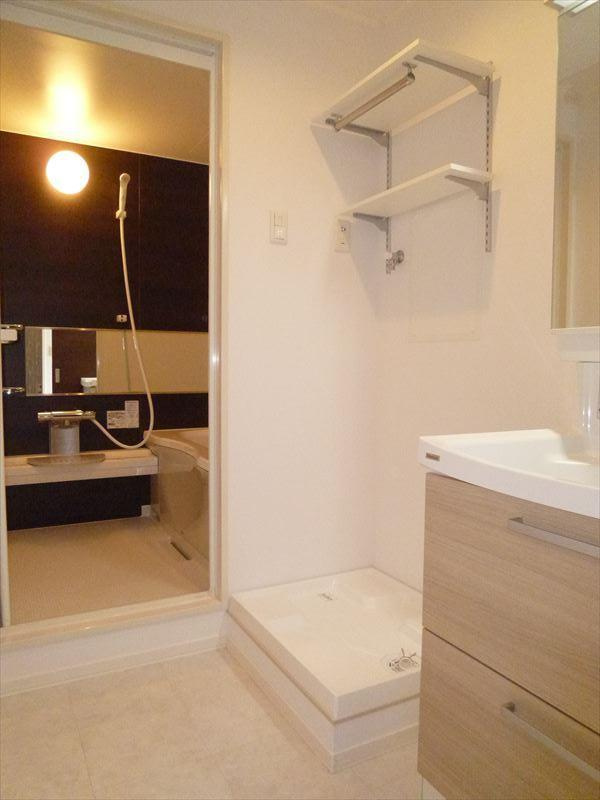 ベルフールBの洗面所