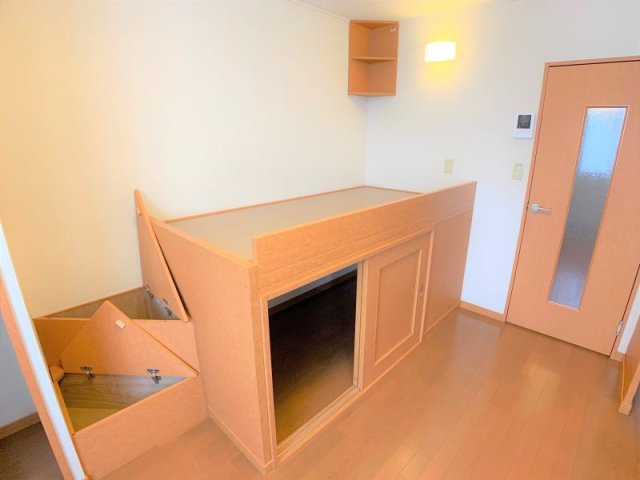 【居間・リビング】 | レオパレスウィル大川 | 設備・仕様は号室により異なる為、現況を優先致します。