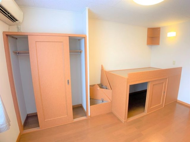 レオパレスウィル大川の居間・リビング|設備・使用は号室により異なる為、現況を優先致します。