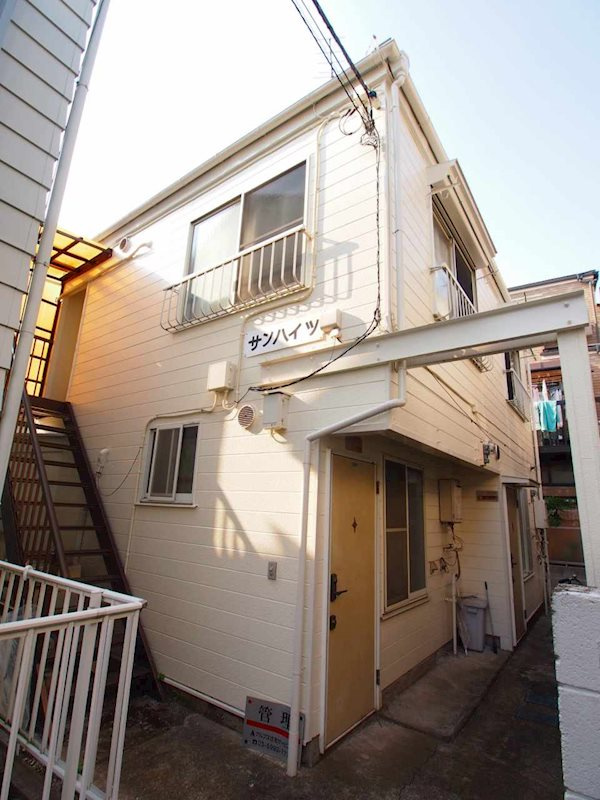 サンハイツの外観