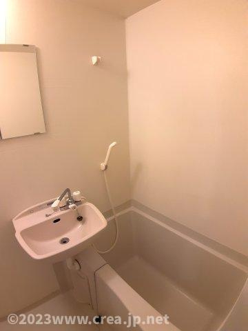 グローリーハイツⅡの浴室|落ち着いた空間のお風呂です