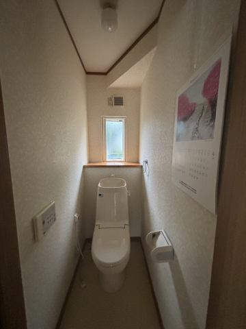 滝沢市湯舟沢222-263のトイレ