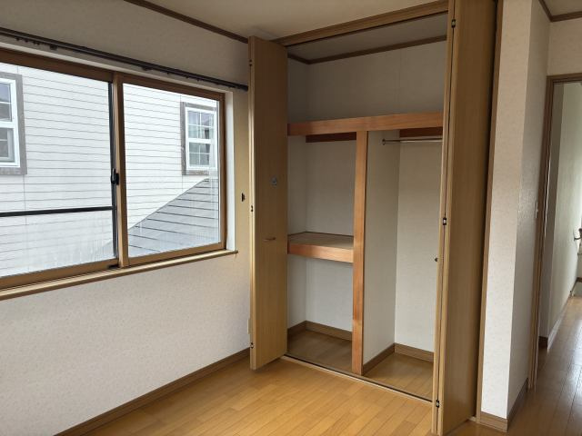 滝沢市湯舟沢222-263の収納