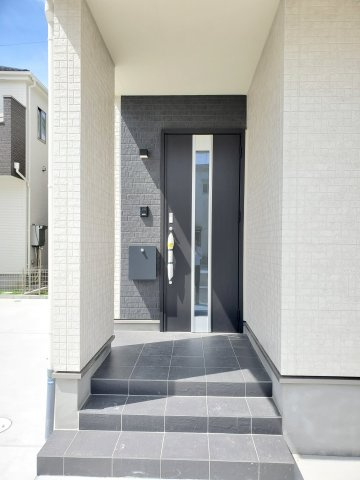 三郷市　戸ケ崎5丁目　新築戸建　全9棟の玄関|玄関です