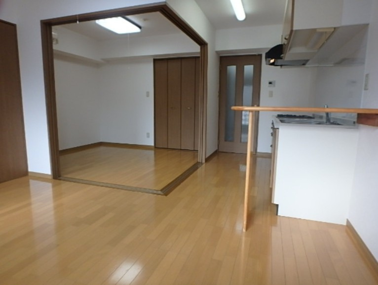 アビオン中野坂上A棟の居間・リビング