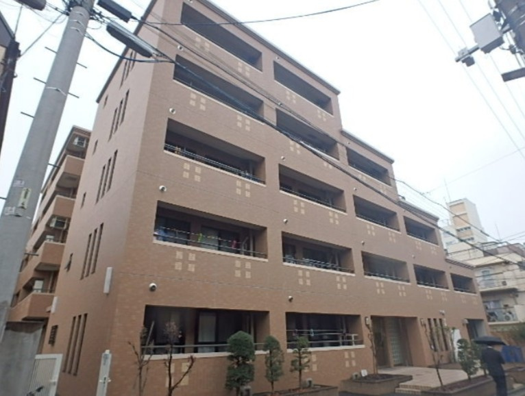 アビオン中野坂上A棟の外観