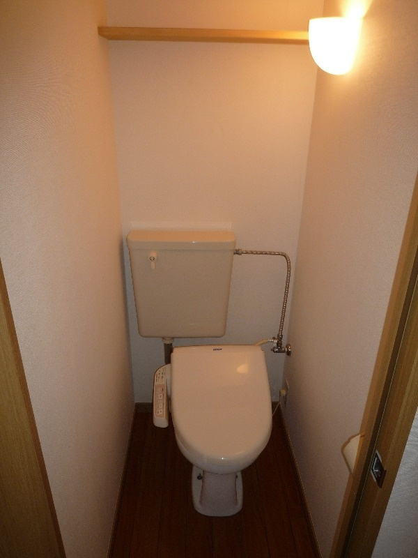 西東京市南町１丁目の賃貸マンションのトイレ