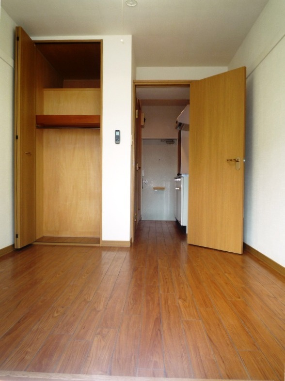 西東京市南町１丁目の賃貸マンションの収納