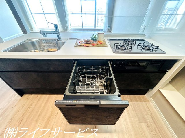 【キッチン】 | ファミール北大阪パークサイド | キッチン食洗機／ビルトイン食器洗浄乾燥機付！