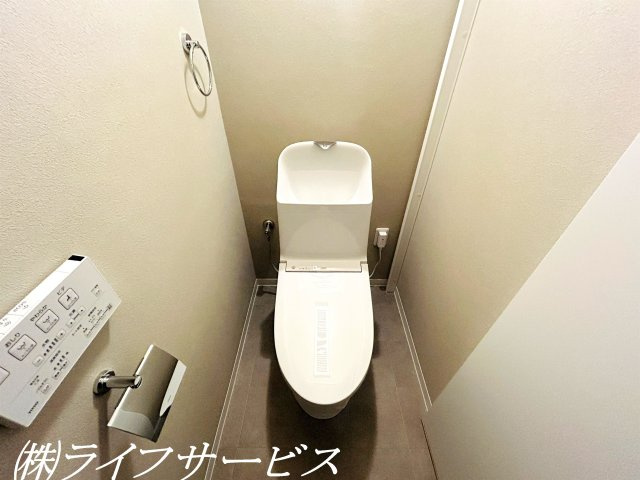 【トイレ】 | ファミール北大阪パークサイド | 温水洗浄便座付トイレ新調